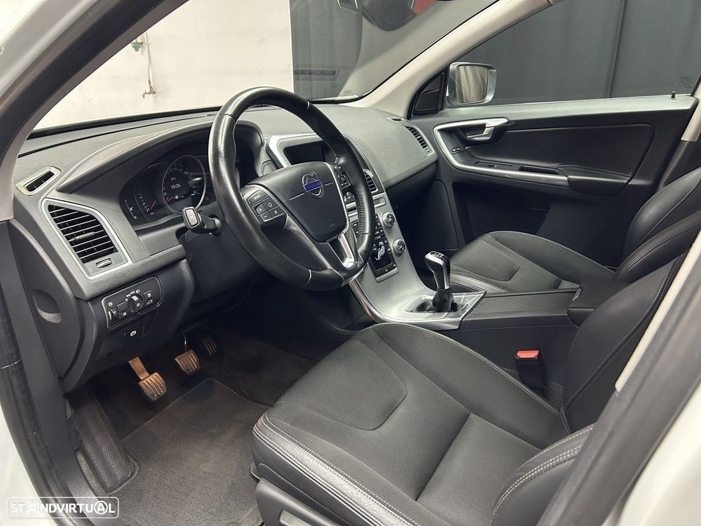 Volvo XC 60 2.0 D4 Inscription - 8