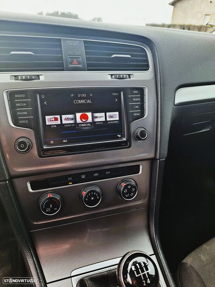 VW Golf 1.6 TDi Style - 9