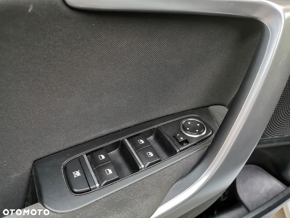 Kia Ceed 1.5 T-GDI M - 14