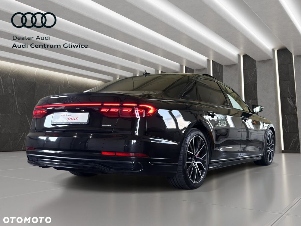 Audi A8 - 7