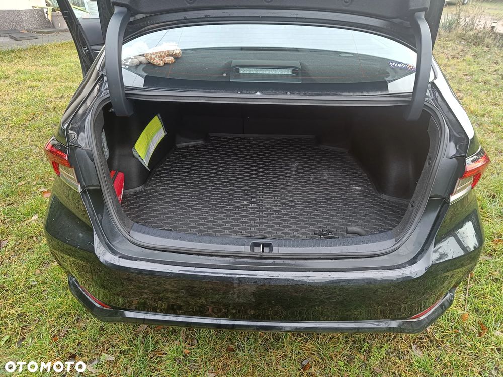 Toyota Corolla 1.5 Comfort - 9