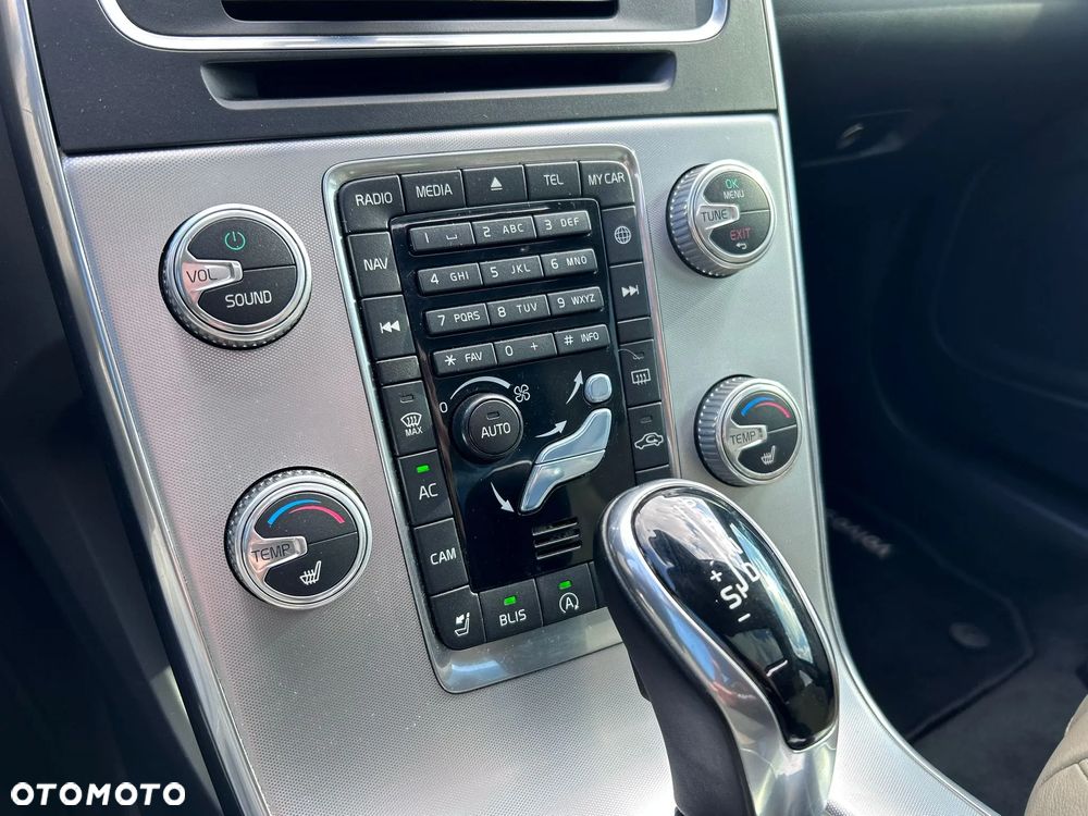 Volvo S60 T5 Drive-E Dynamic Edition (Momentum) - 27