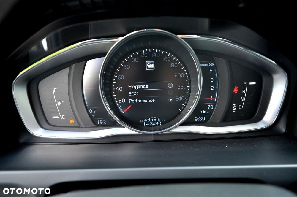 Volvo S60 D2 Drive-E Momentum - 20