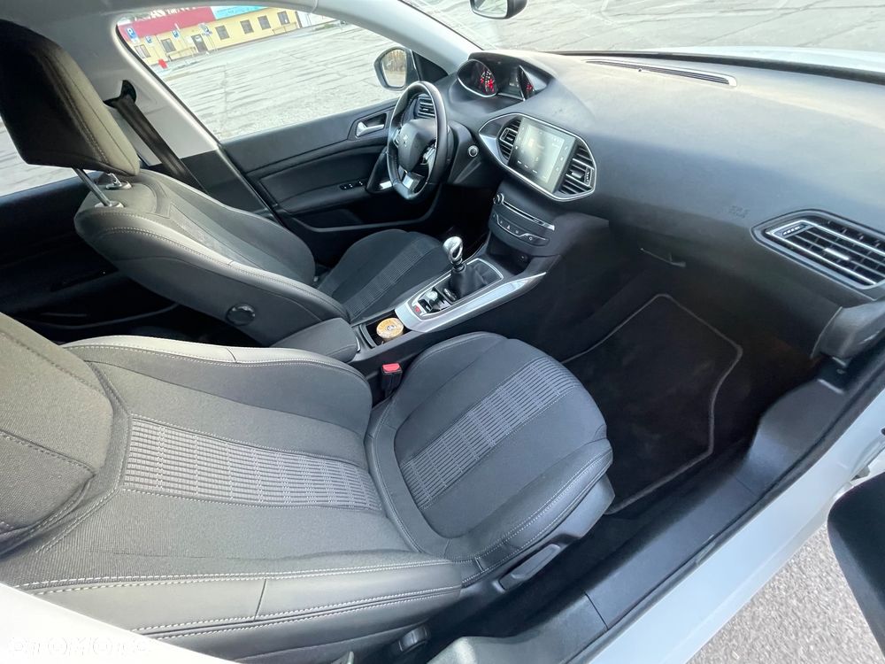 Peugeot 308 BlueHDi 130 Stop & Start Allure - 10