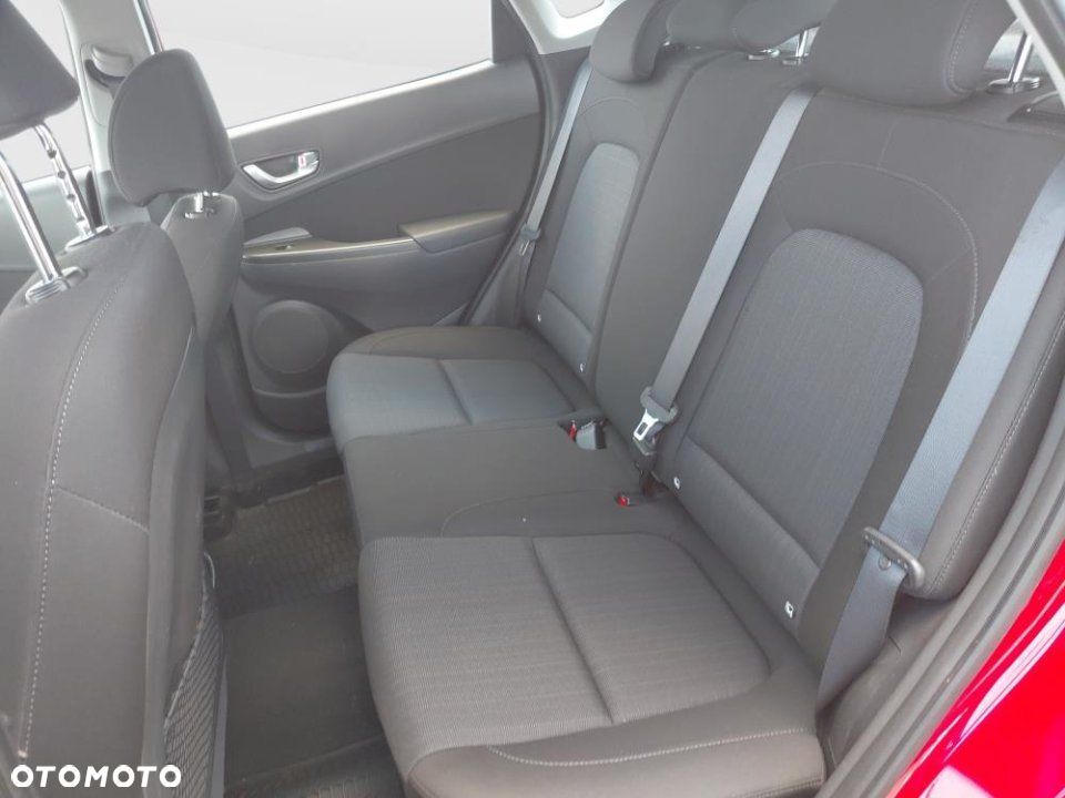 Hyundai Kona - 11