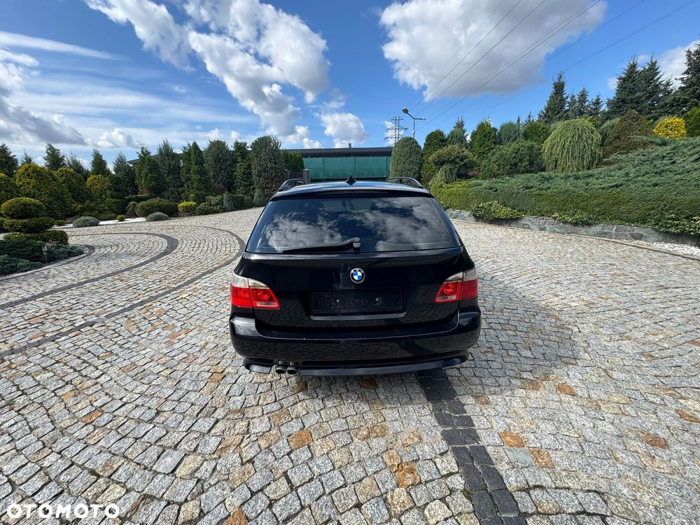 BMW Seria 5 525d - 10