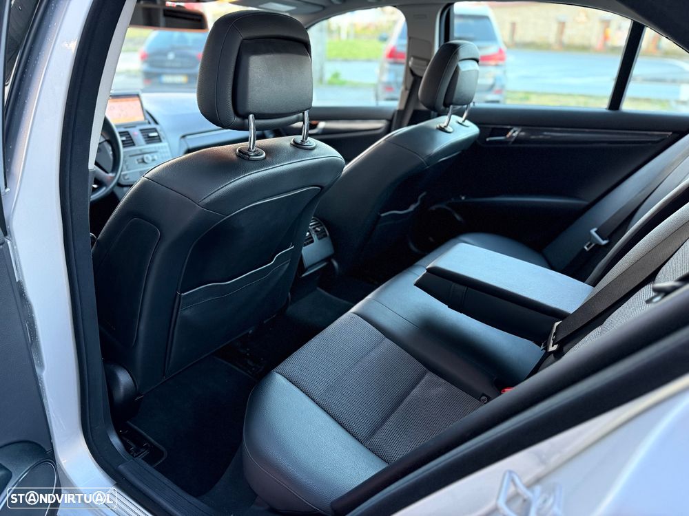 Mercedes-Benz C 220 CDI DPF Auto BlueEFFICIENCY Avantgarde - 19
