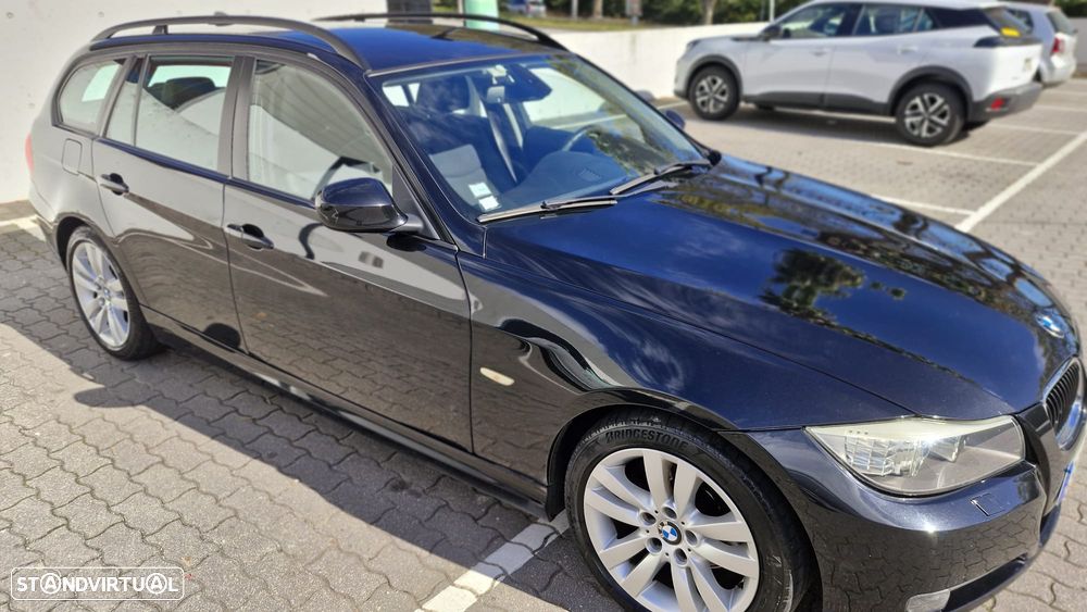 BMW 318 d Navigation - 1