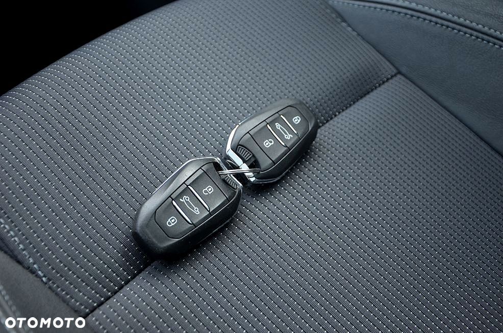 Peugeot 508 2.0 BlueHDi Allure S&S - 17