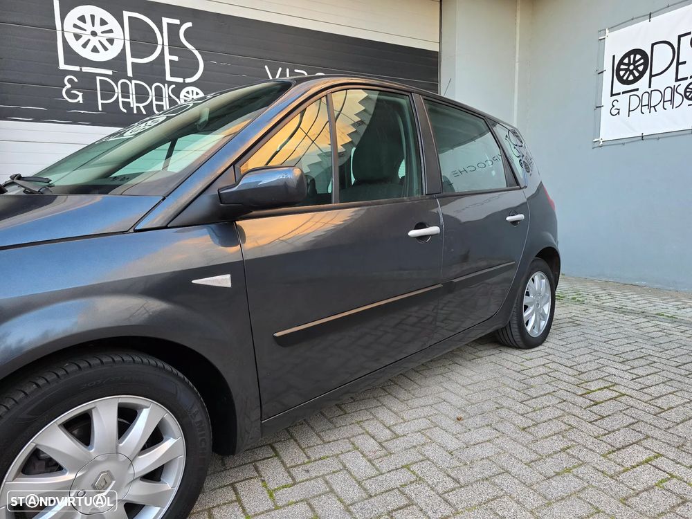 Renault Scénic 1.5 dCi Dynamique S - 17
