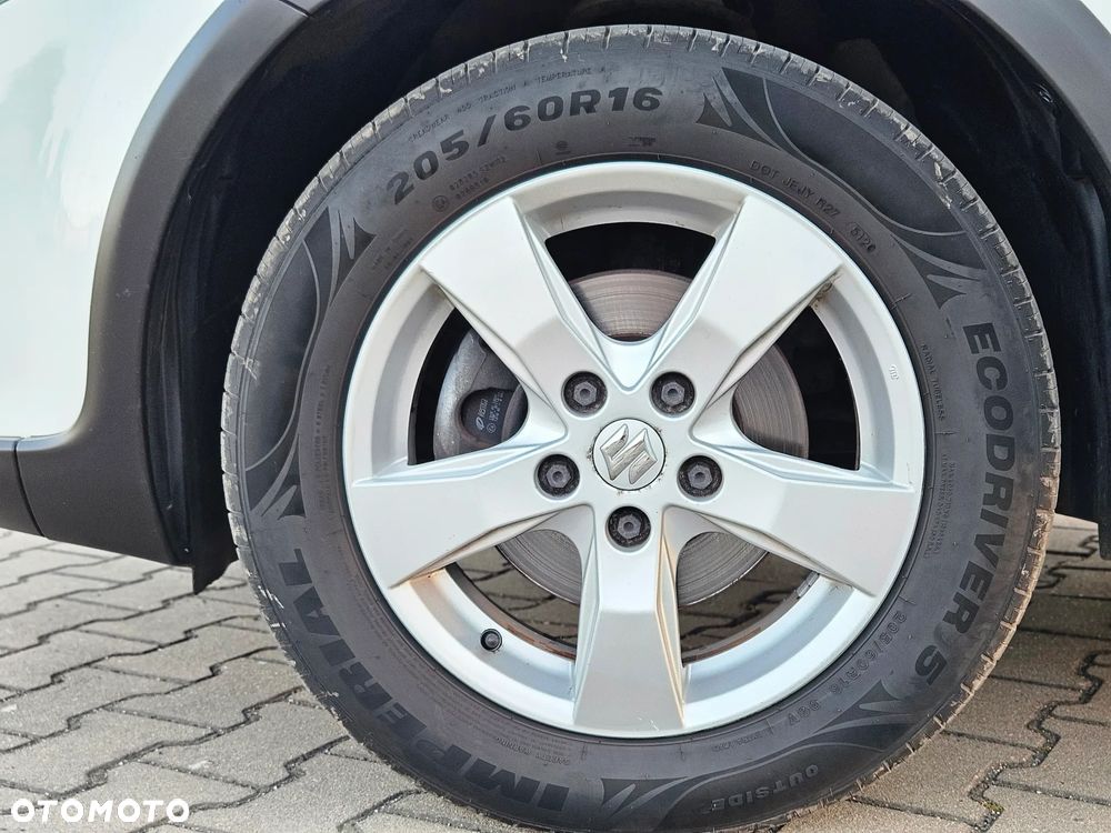 Suzuki SX4 1.6 Comfort Plus - 20