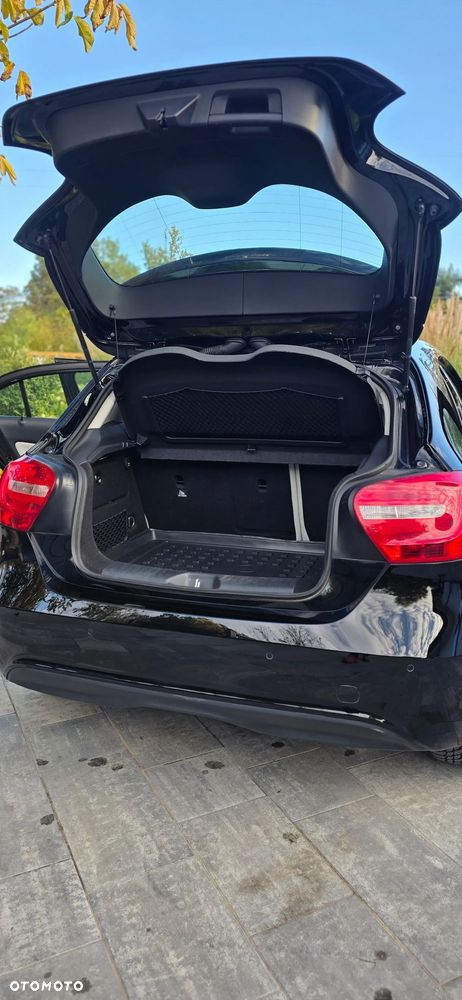 Mercedes-Benz Klasa A 180 BlueEfficiency Edition - 14