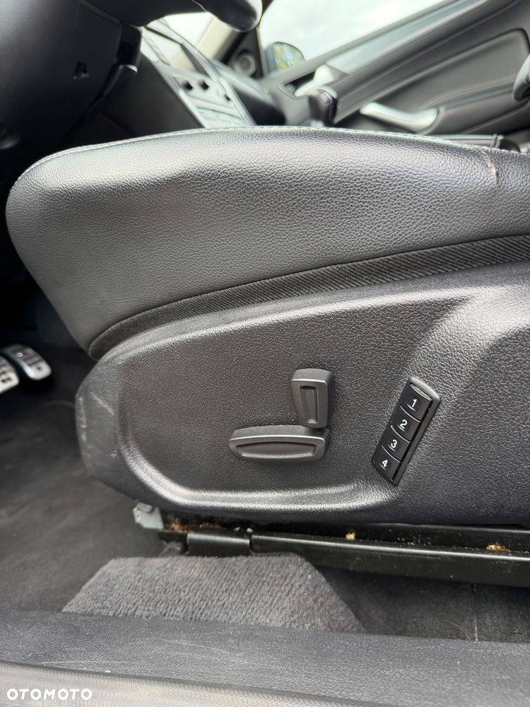 Ford Mondeo 2.0 TDCi Black Magic - 32