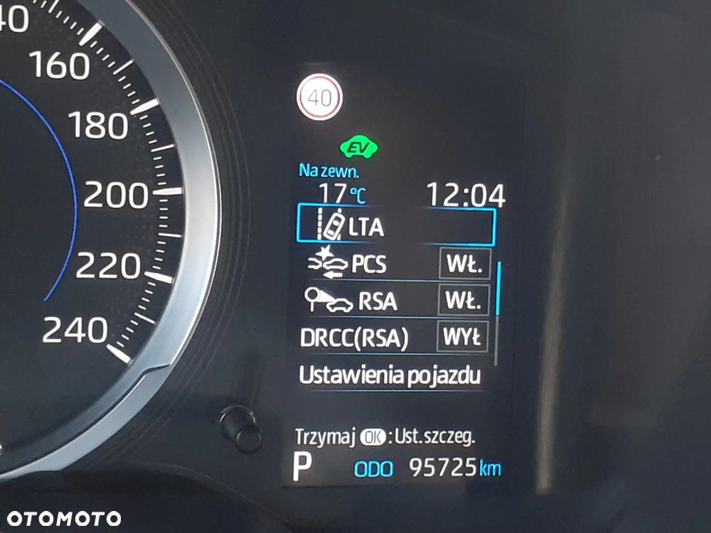 Toyota Corolla - 12