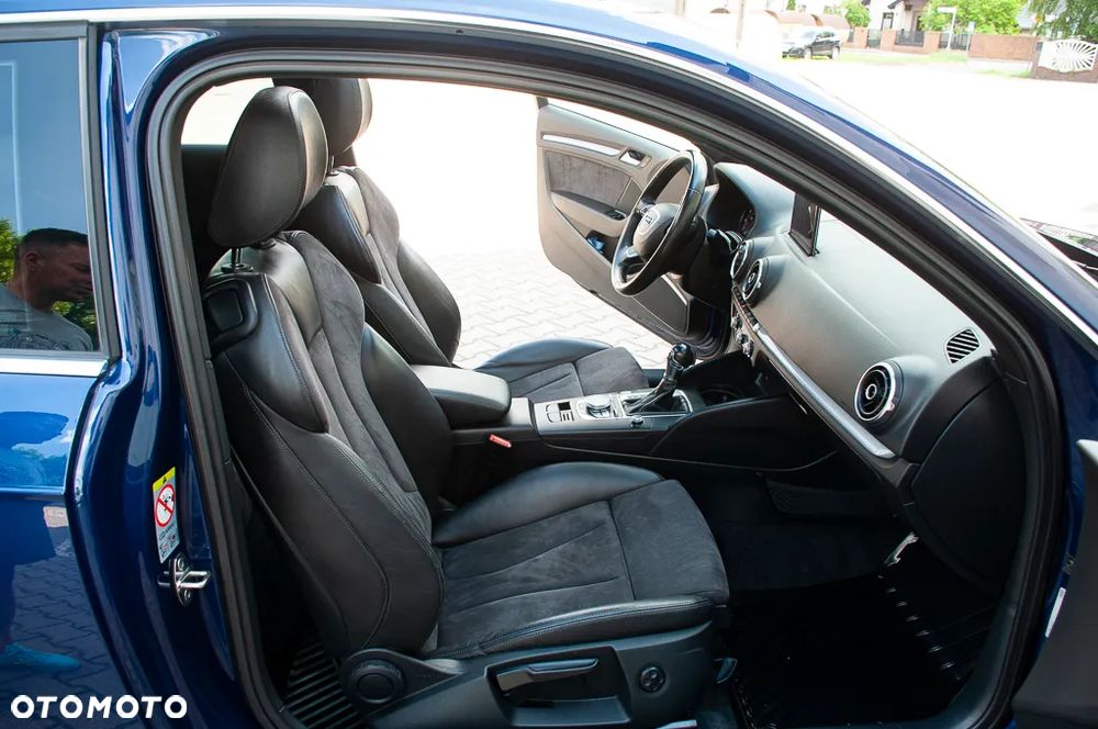 Audi A3 3-drzwiowe 1.8 TFSI S tronic Ambiente - 24