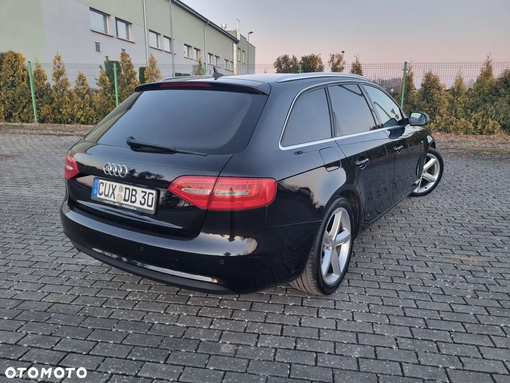 Audi A4 Avant 2.0 TDI DPF S line Sportpaket - 23