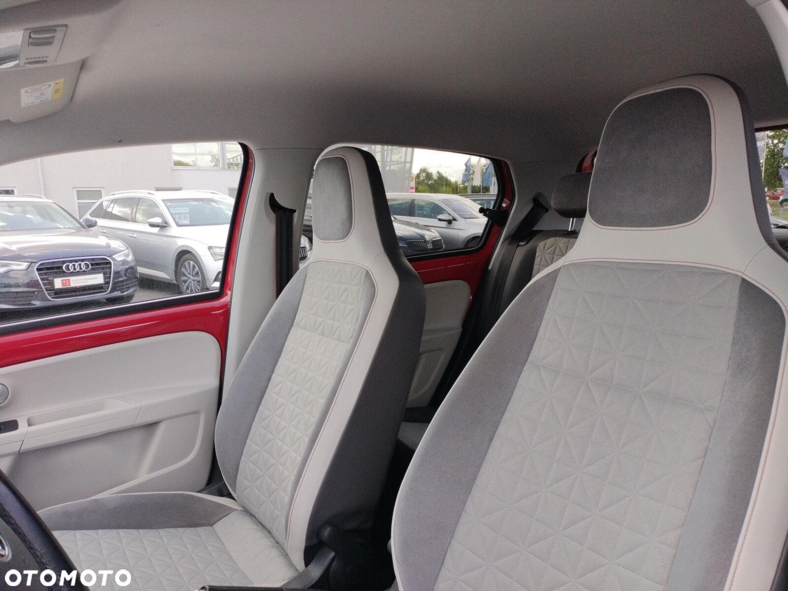 Volkswagen up! - 11