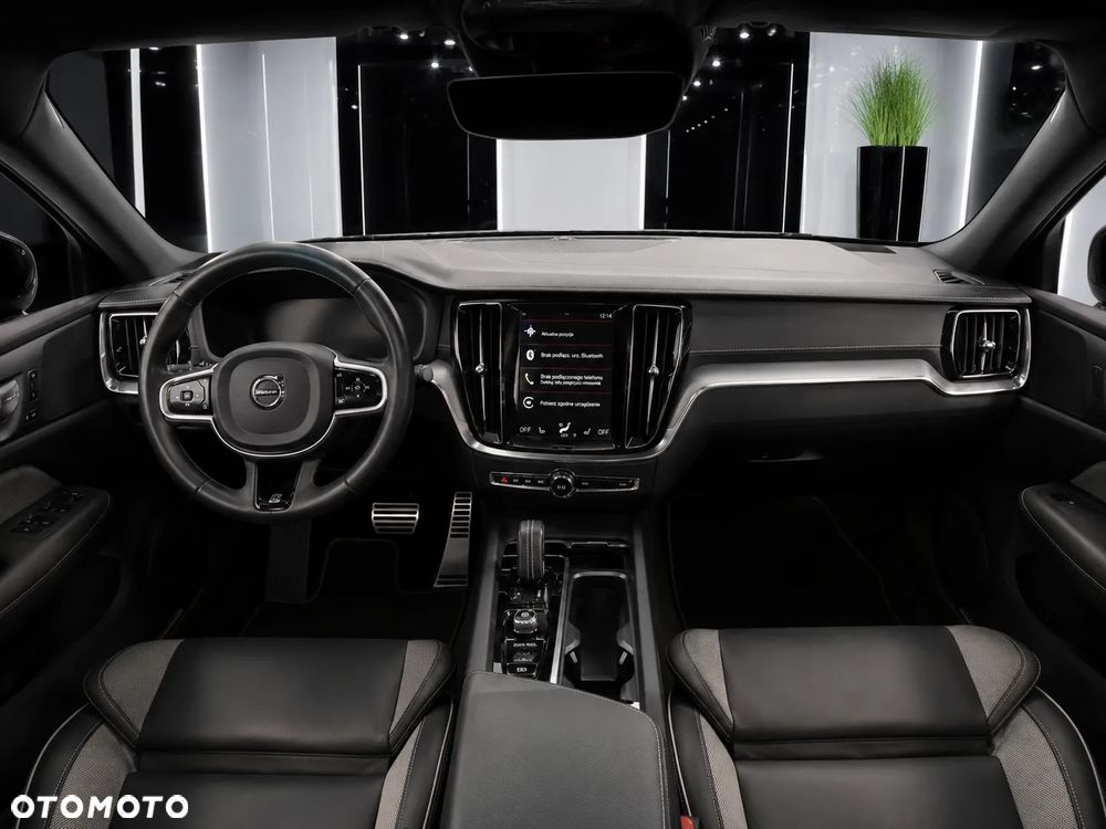Volvo S60 B4 B R-Design - 6