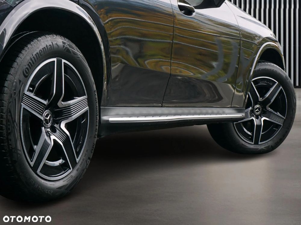 Mercedes-Benz GLC 400 e 4-Matic AMG Line - 12