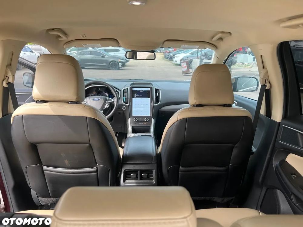 Ford Edge - 12