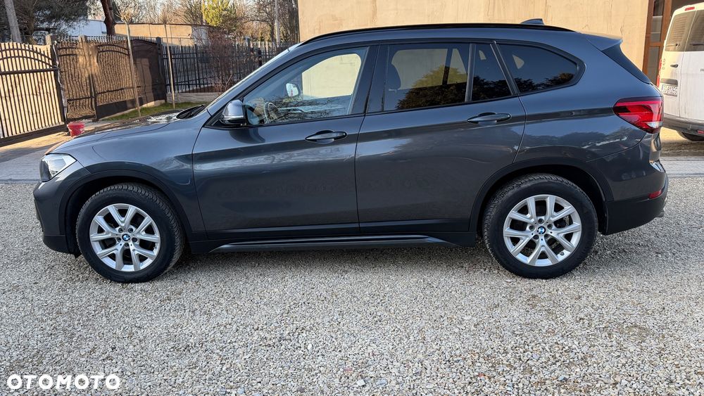 BMW X1 sDrive18d Sport Line - 6