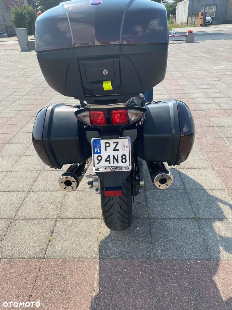 Yamaha FJR - 3