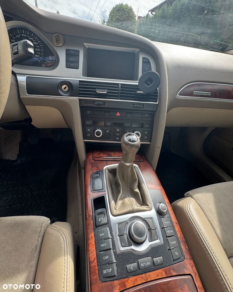 Audi A6 Avant - 9