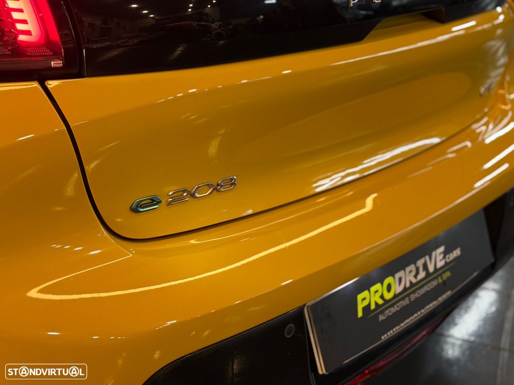 Peugeot e-208 50 kWh GT Pack - 16