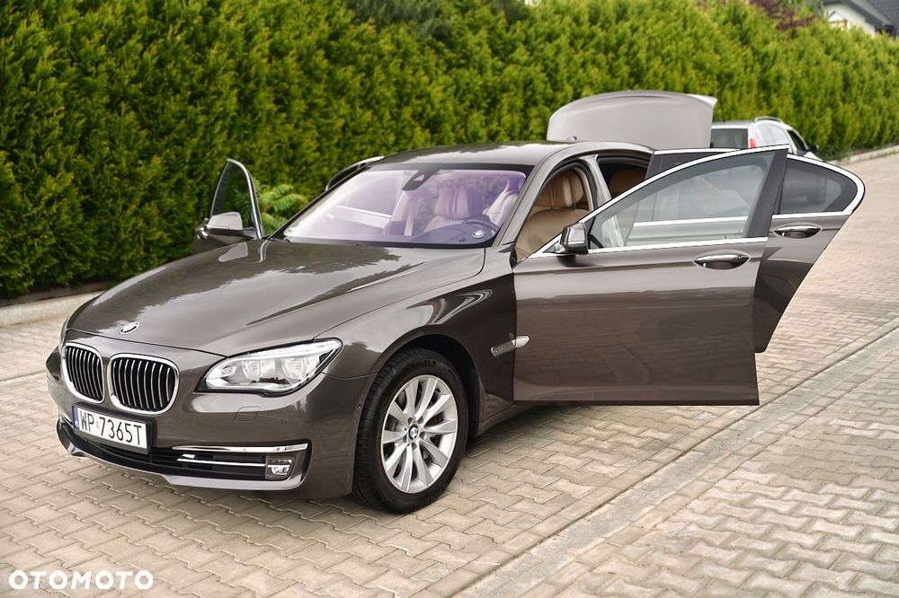 BMW Seria 7 750d xDrive - 17