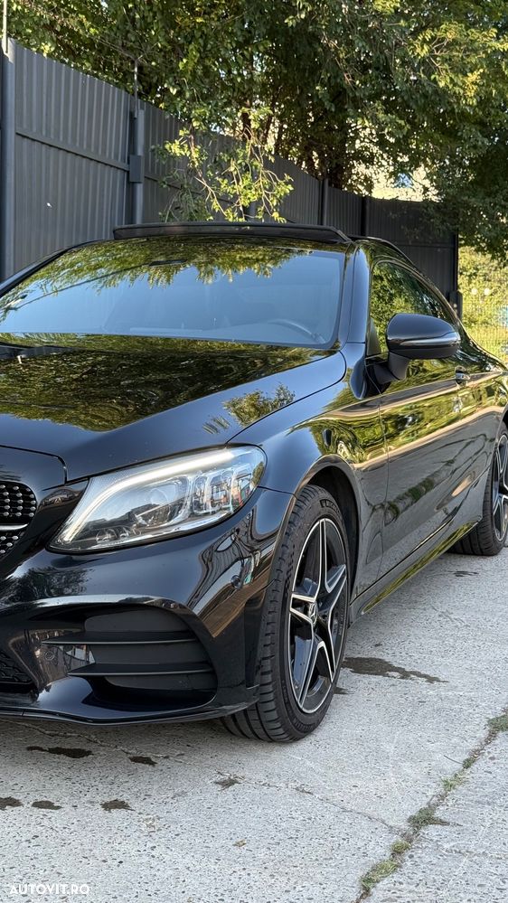 Mercedes-Benz C 300 d 4MATIC Coupe - 2