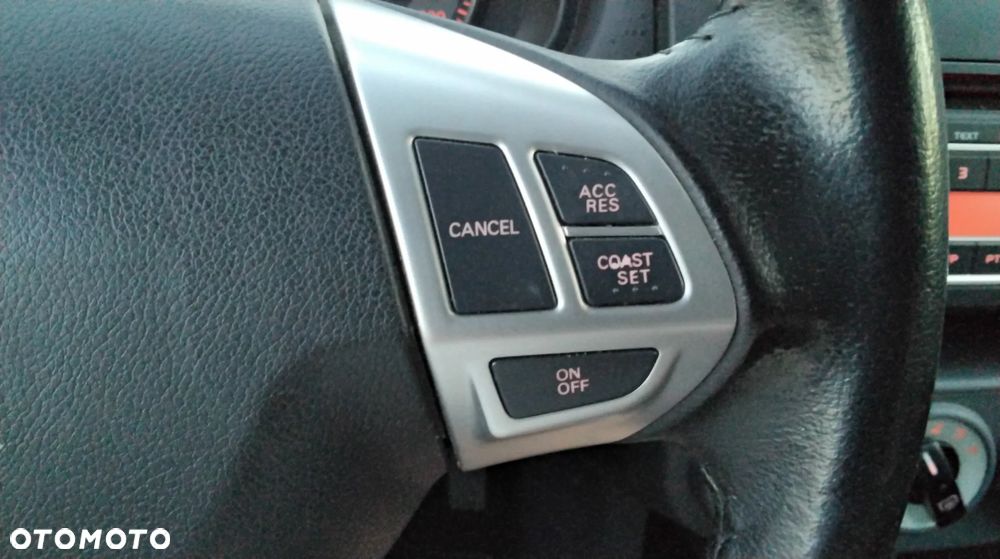 Mitsubishi Colt - 21