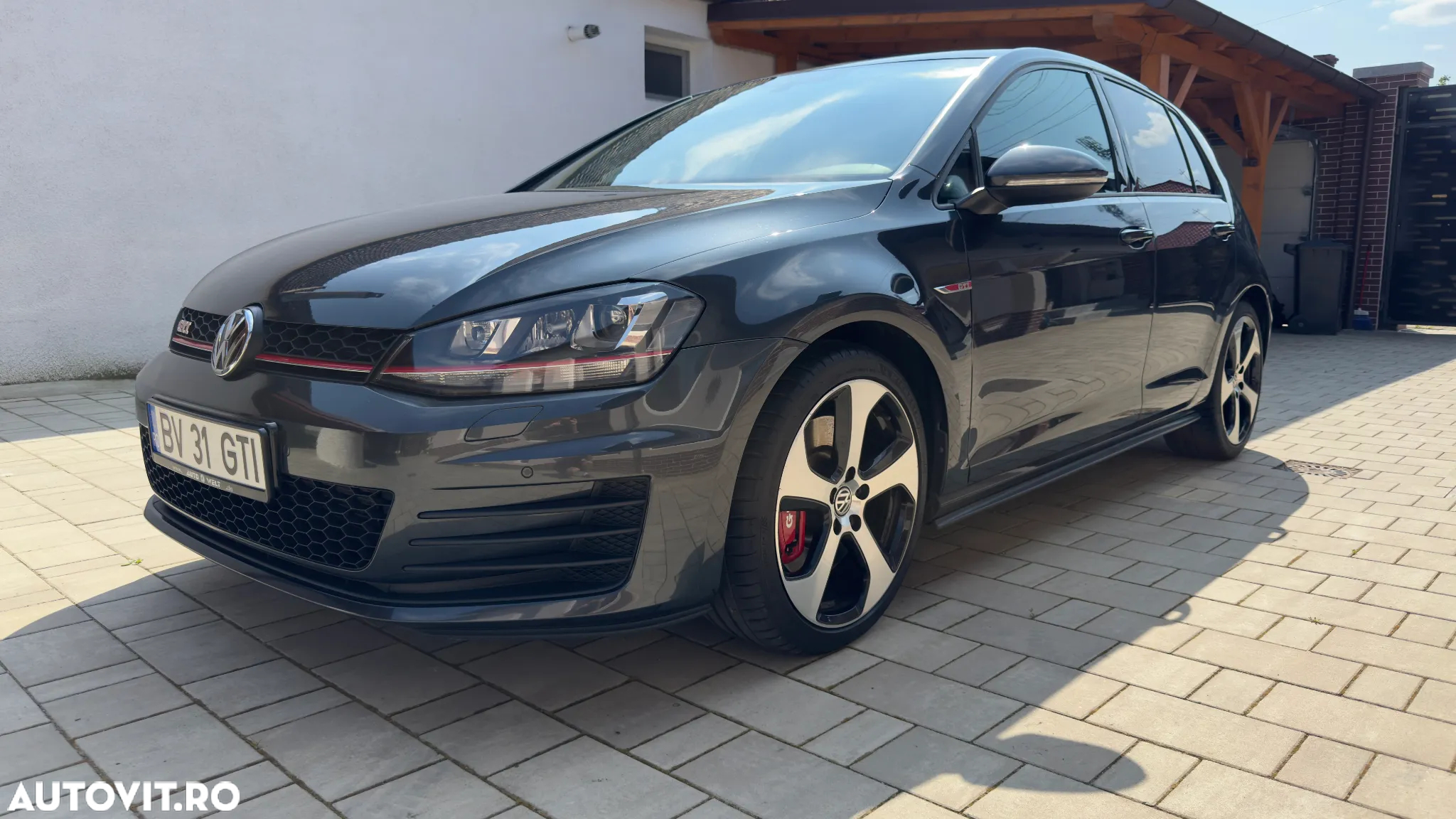 Volkswagen Golf 2.0 TSI BMT GTI Performance - 11