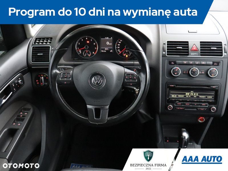Volkswagen Touran - 9
