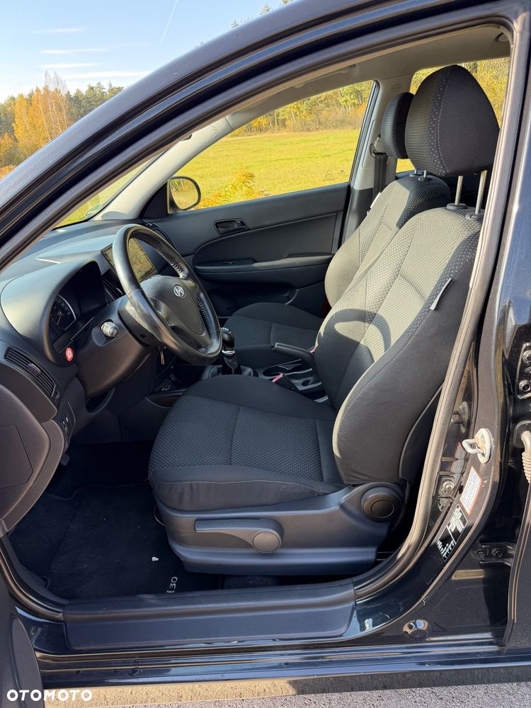 Hyundai i30 - 23