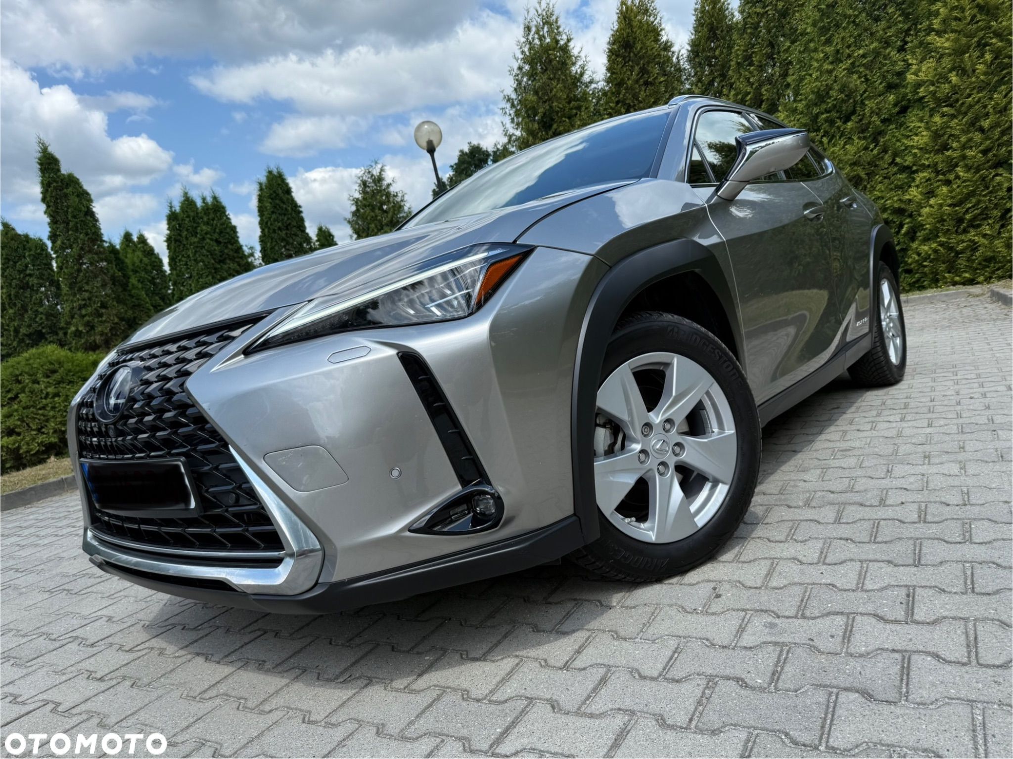 Lexus UX 250h - 1