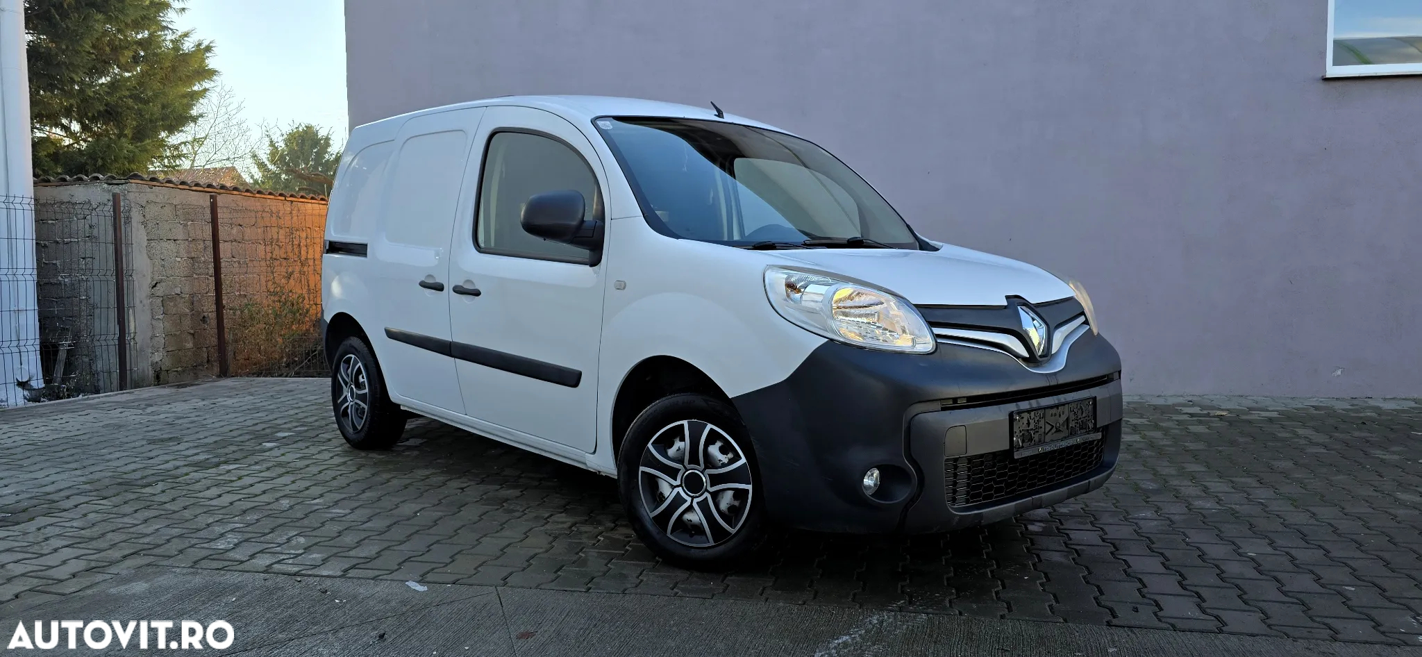 Renault Kangoo ENERGY dCi 75 FAP START - 28