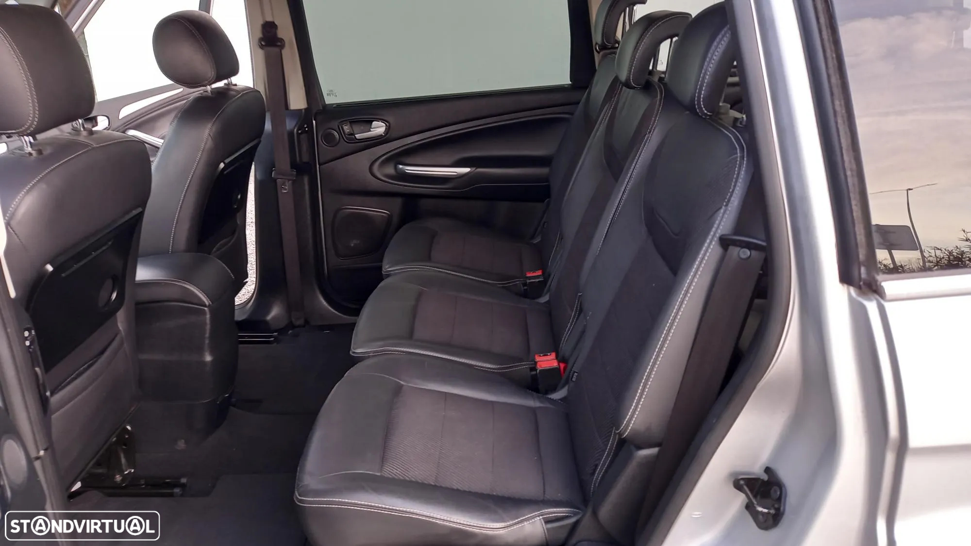 Ford Galaxy 2.0 TDCi Titanium - 19
