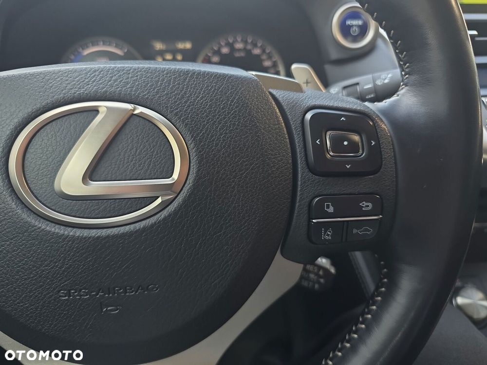 Lexus NX 300h Business Edition AWD - 31