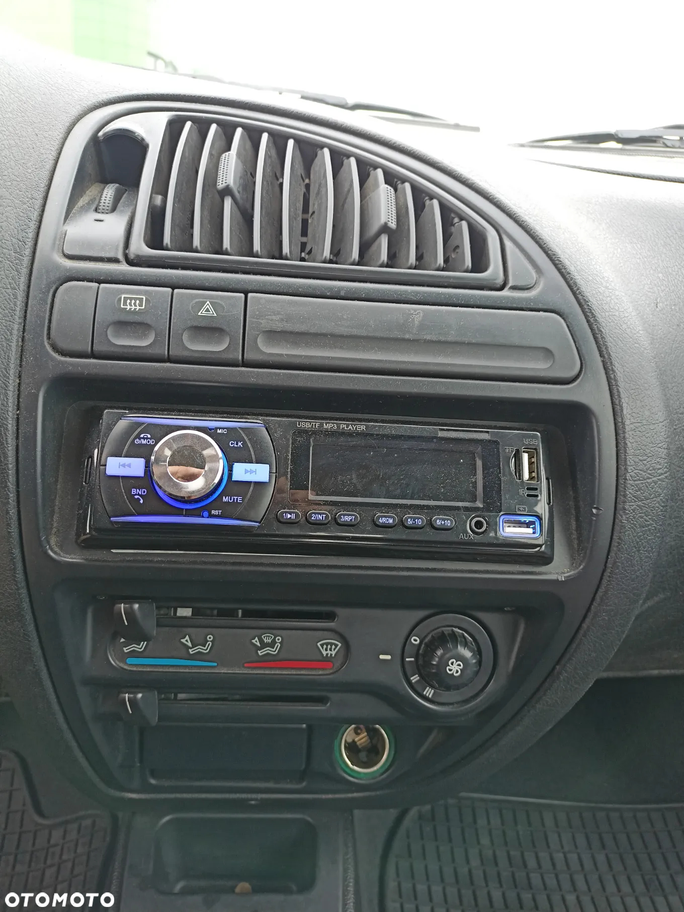 Citroën Saxo - 10