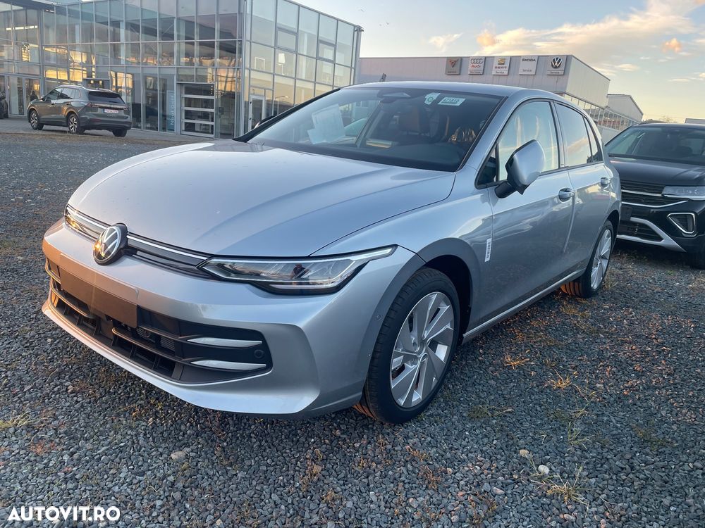 Volkswagen Golf 1.5 eTSI DSG MHEV Life - 1