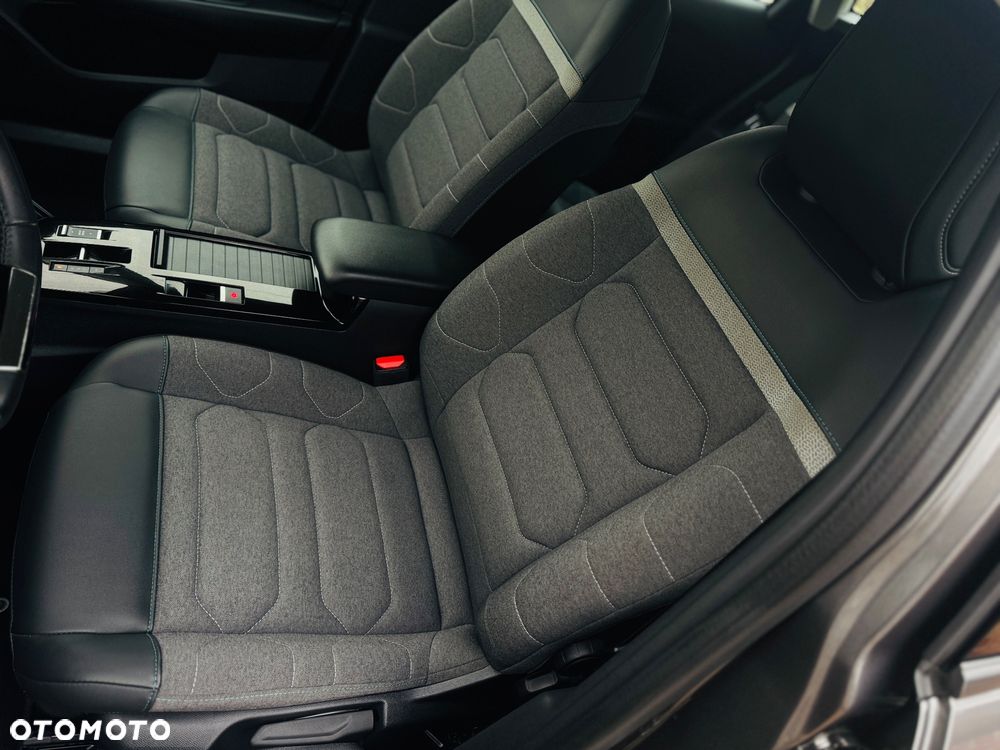 Citroën C4 BlueHDi 130 Stop&Start EAT8 SHINE - 5