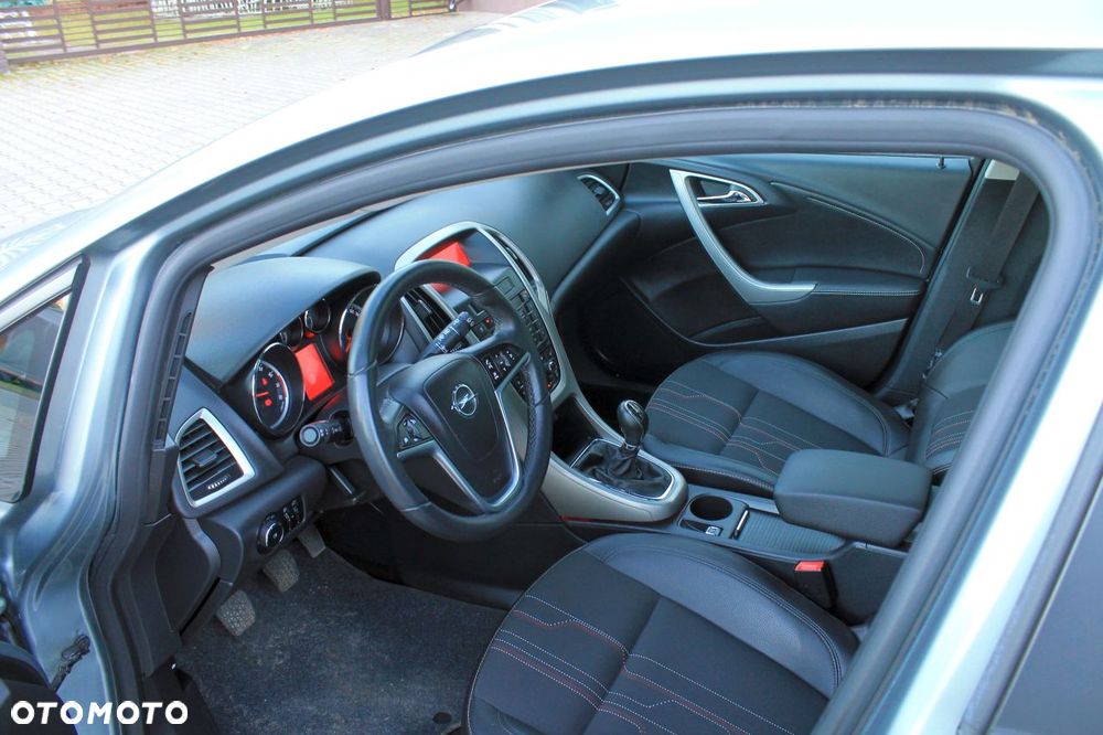 Opel Astra - 24