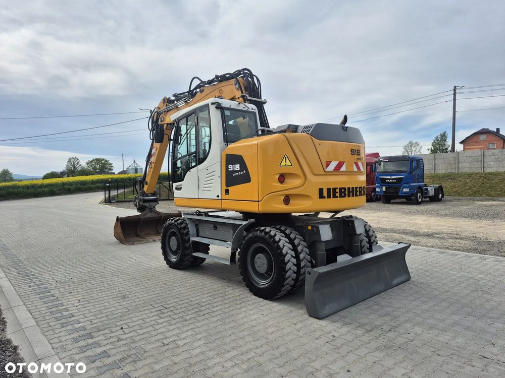 Liebherr / LIEBHERR 918 / COMPACT - 35