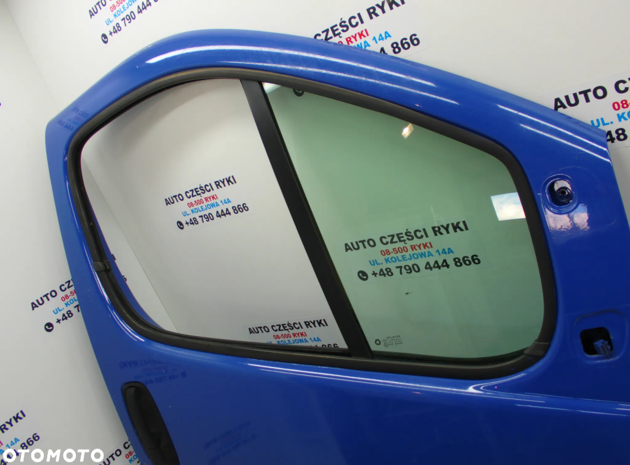 Renault Trafic II Drzwi prawe lewe przód - 16