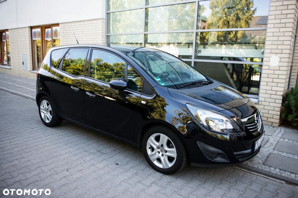 Opel Meriva 1.6 16V Cosmo - 12