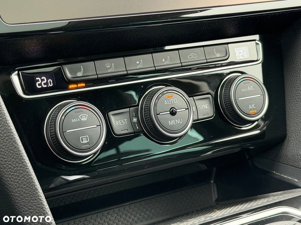 Volkswagen Passat 2.0 TSI Business DSG - 21