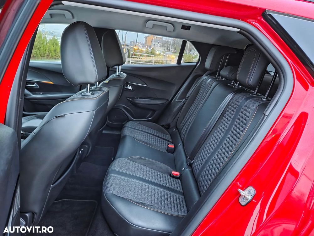 Peugeot 2008 1.5 BlueHDI 130 S&S EAT8 GT - 14