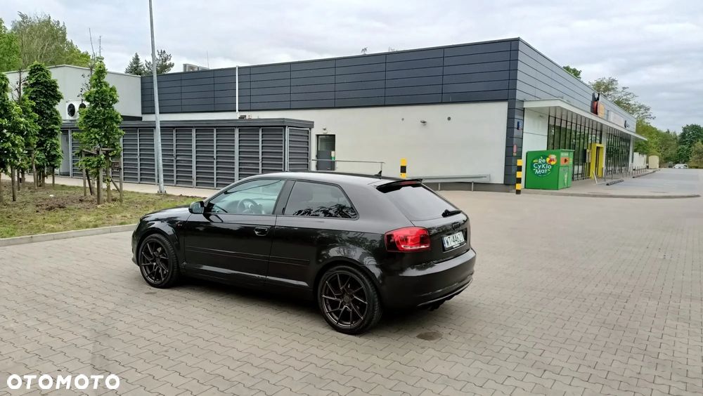 Audi A3 3-drzwiowe 2.0 TFSI quattro S tronic Ambiente - 16