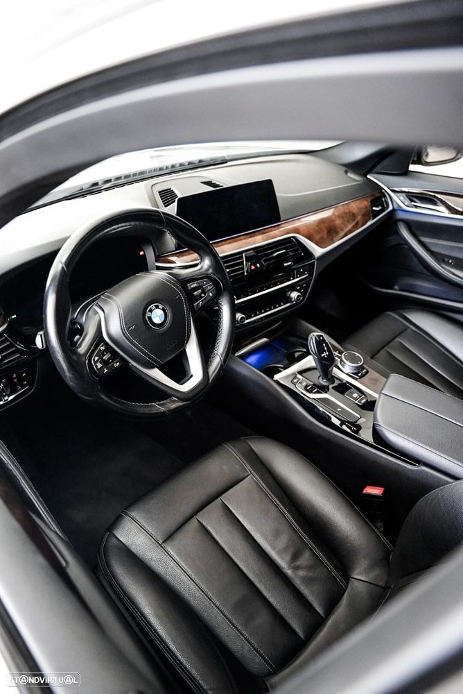 BMW 525 d Auto - 14