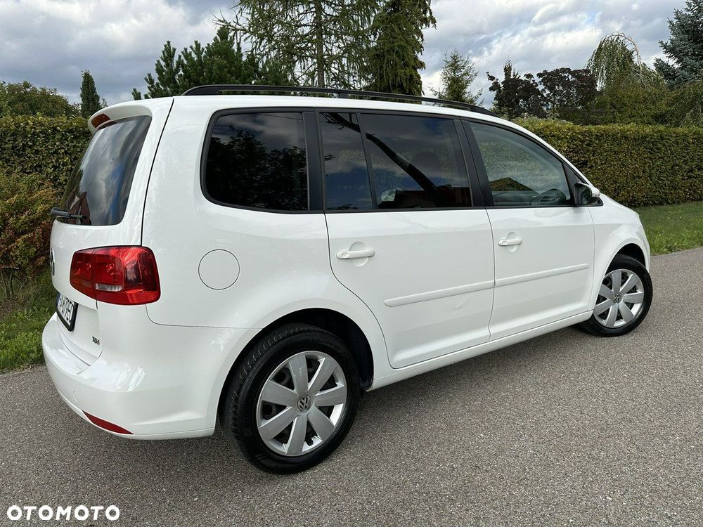 Volkswagen Touran 1.6 TDI DPF Trendline DSG - 4